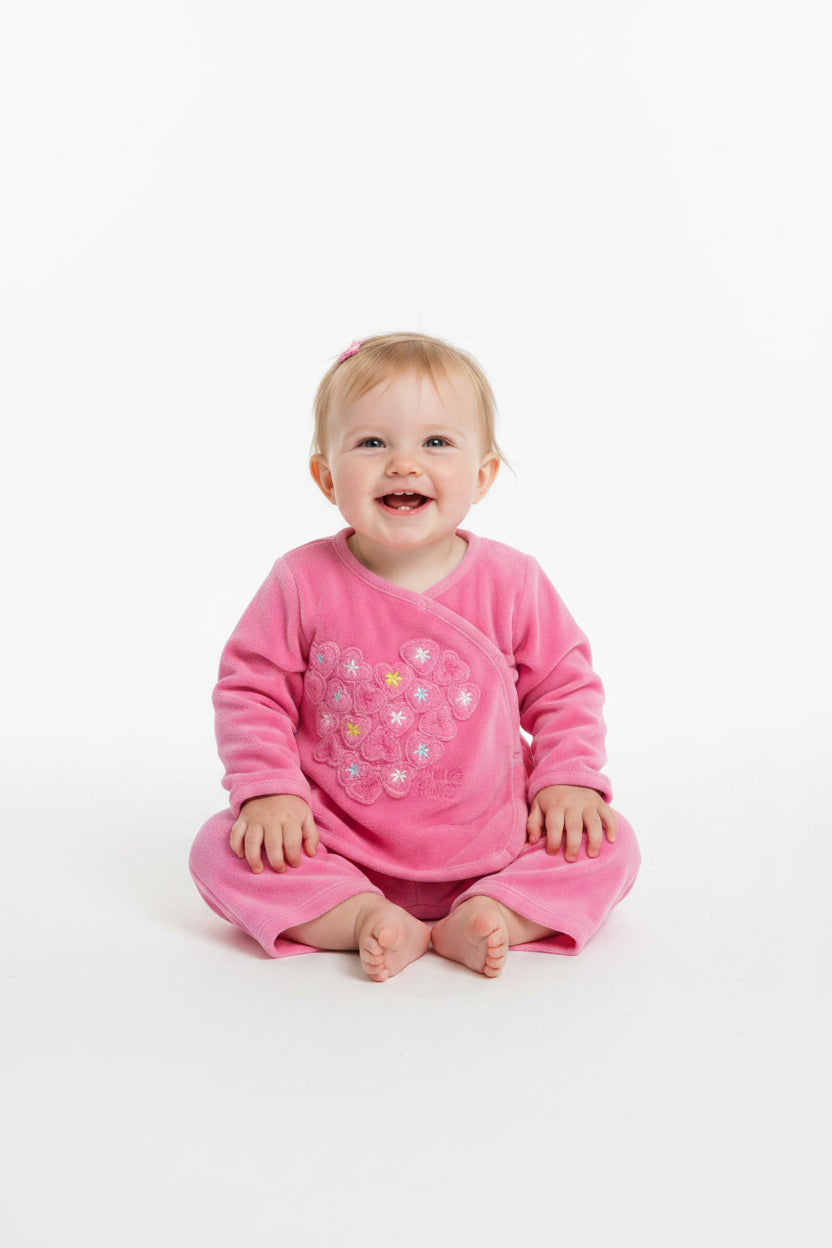 Ensemble 2 pièces en velours rose motif coeurs