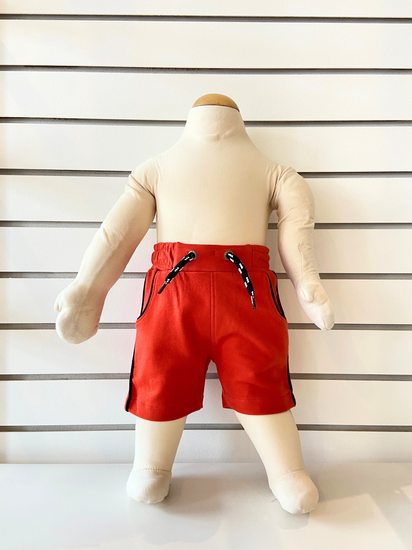 Short Jogger à bandes