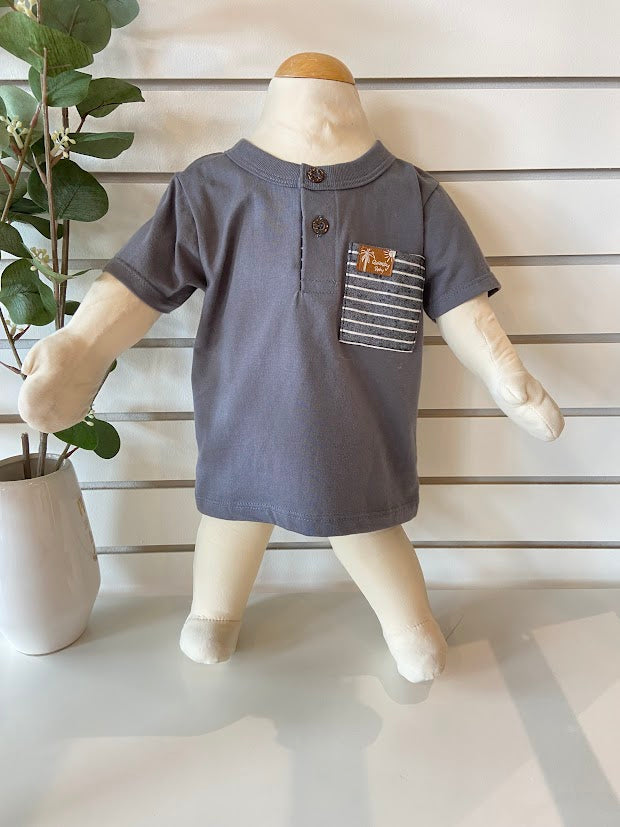 T-shirt gris à poche