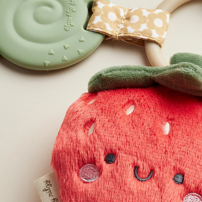 Peluche avec anneaux de dentition