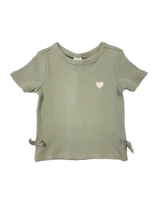 T-shirt vert coeur broder rose et boucles sur les côtés