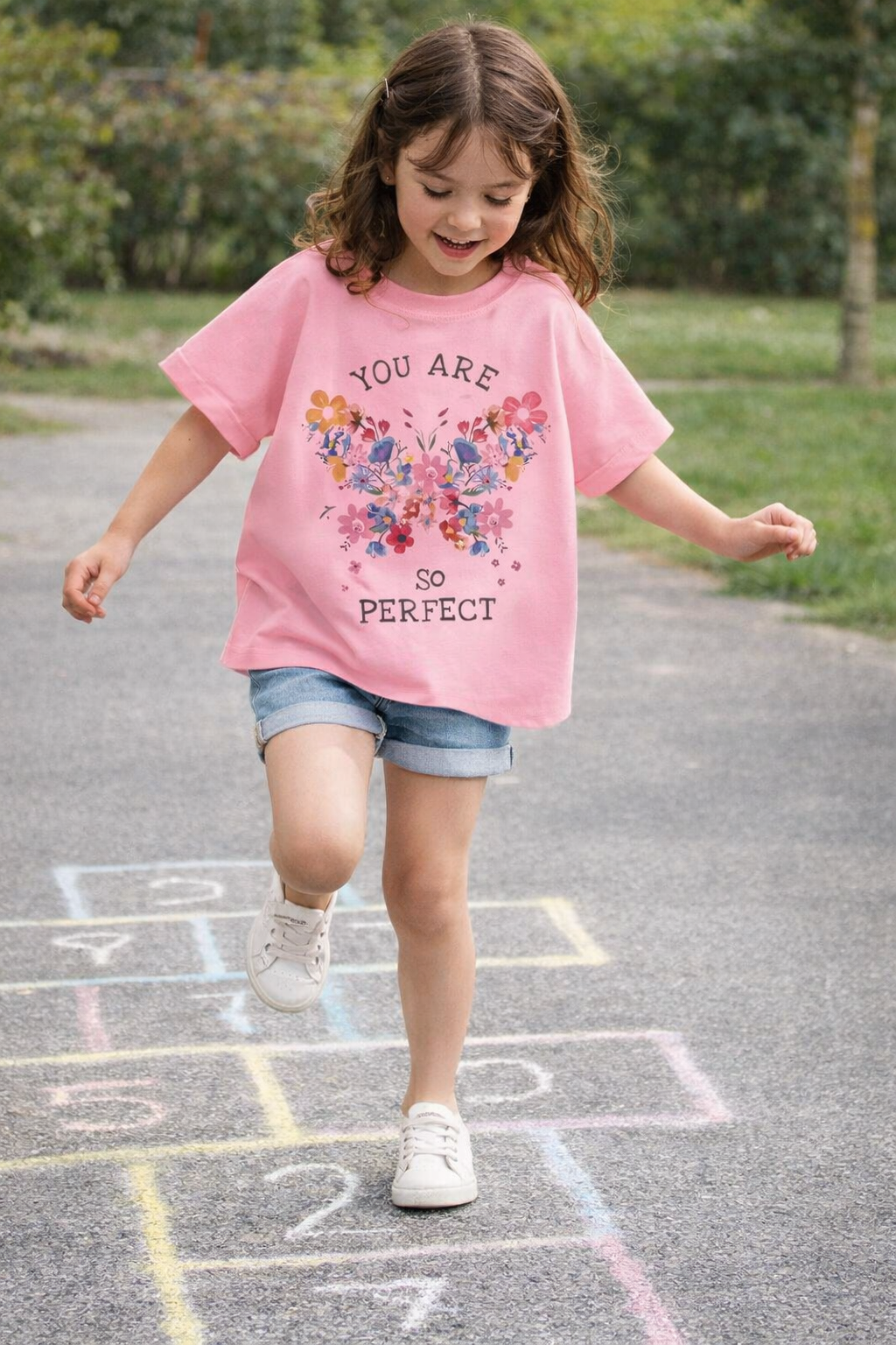 T-Shirt Papillon en Fleurs