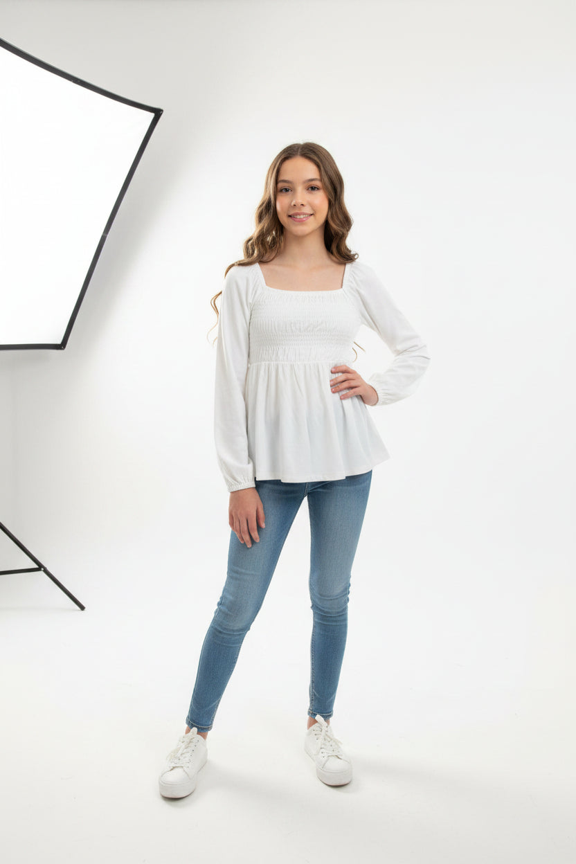 Chandail blanc à smocks