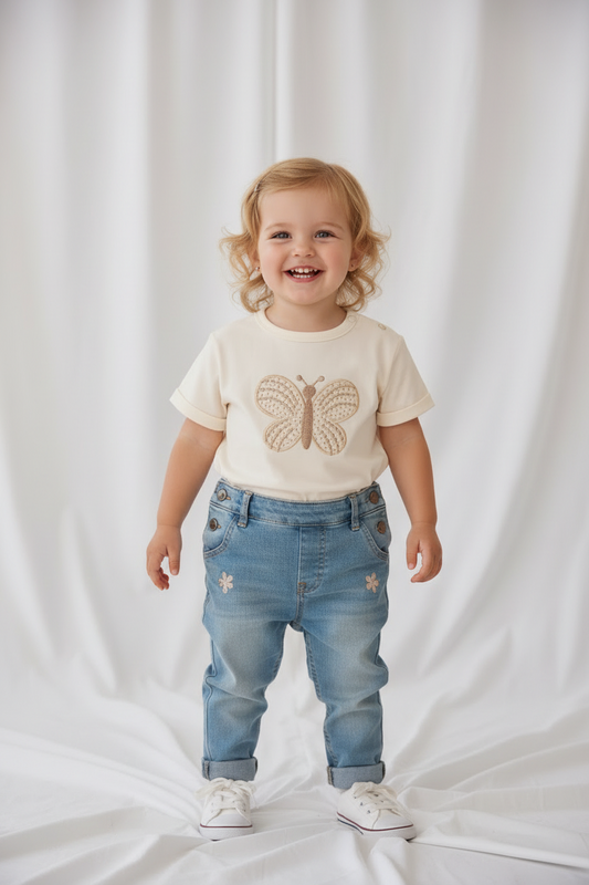 T-shirt bébé papillon – douceur & élégance -Dirkje