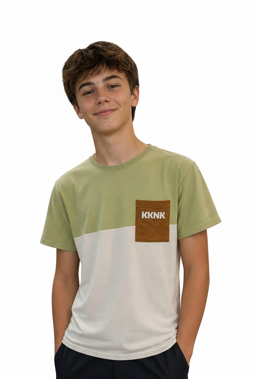 T-shirt bloc vert et beige poche marron